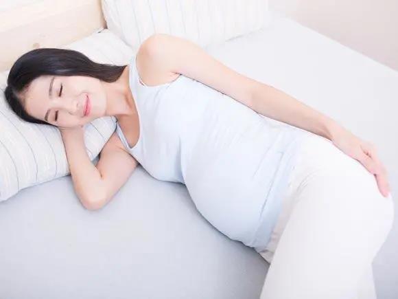 一個好的睡姿決定健康程度！這兩種姿勢不僅舒服，還能補(bǔ)腎，快試試吧!